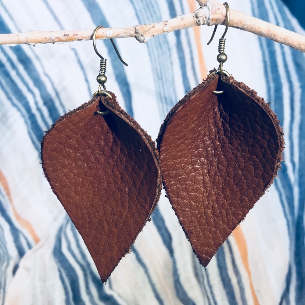 Espresso Leather Leaves
